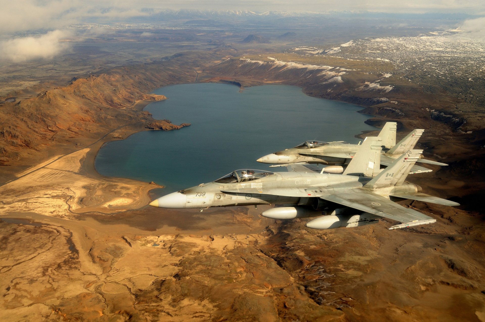 cf-18 hornet fighters iceland