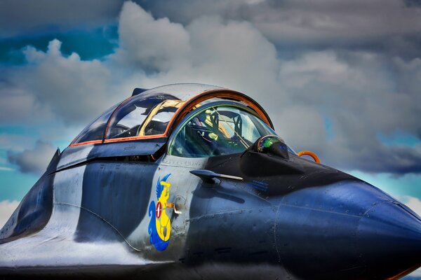 Mehrzweckjäger der vierten Generation Pilotenkabine am Himmel