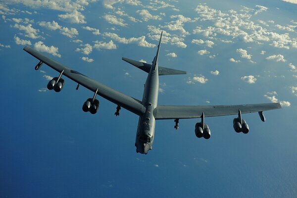 Strategischer Bomber b-52 stratofortress