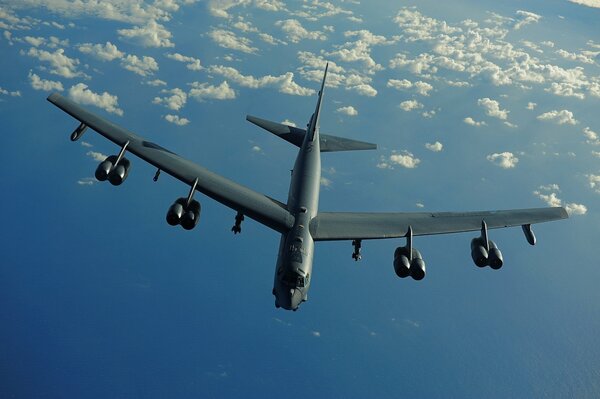 Bombardier stratégique B-52 stratofortress