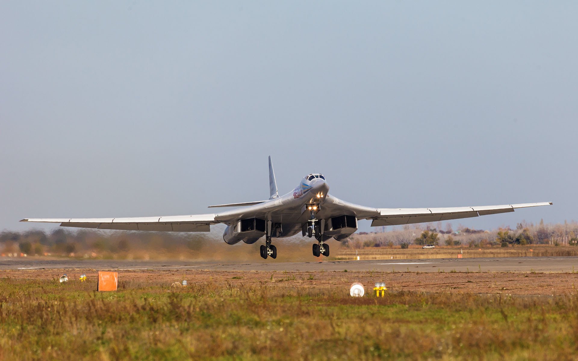 авиабаза энгельс стратегический бомбардировщик ту-160