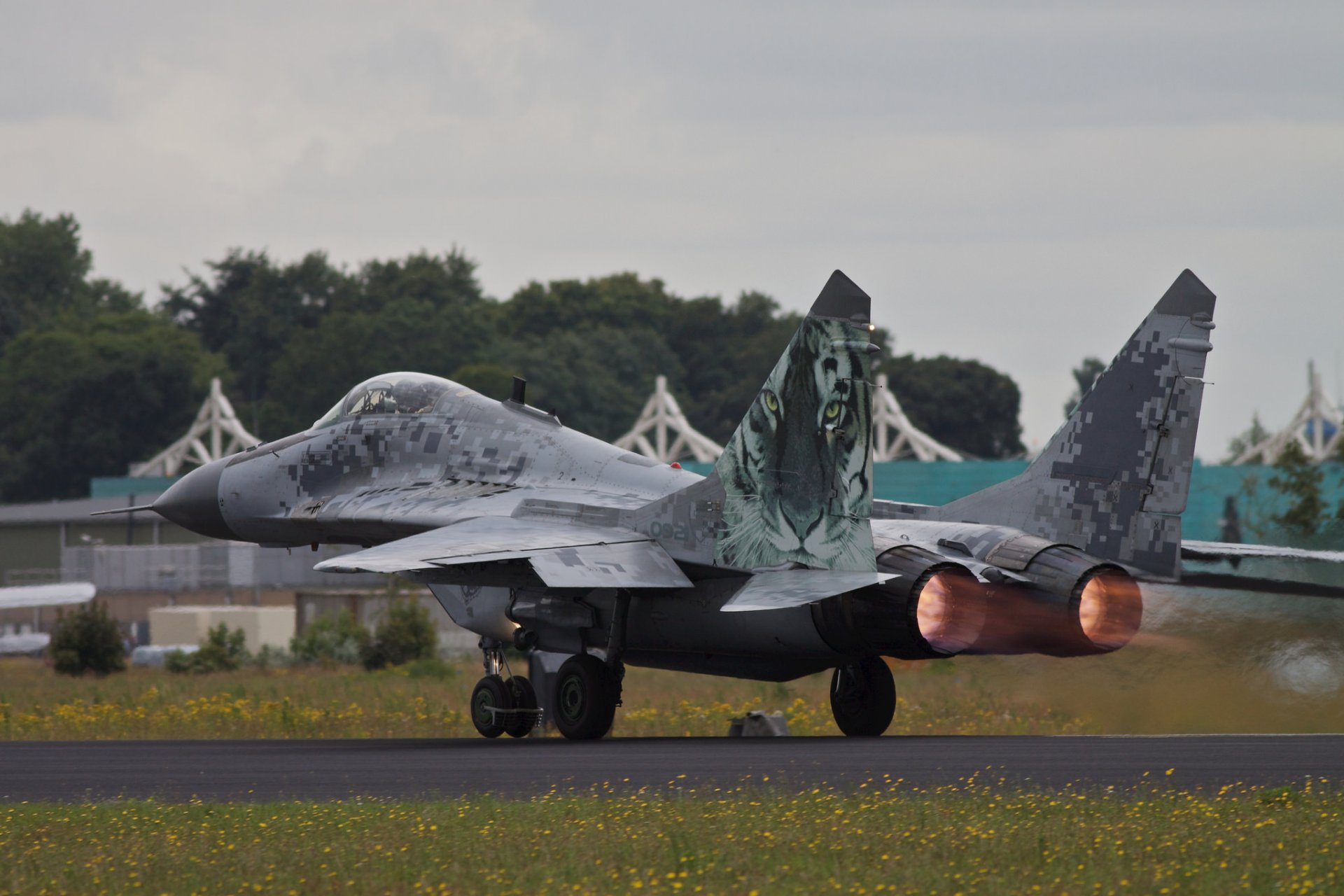 mig-29 mig-29 polyvalent combattant