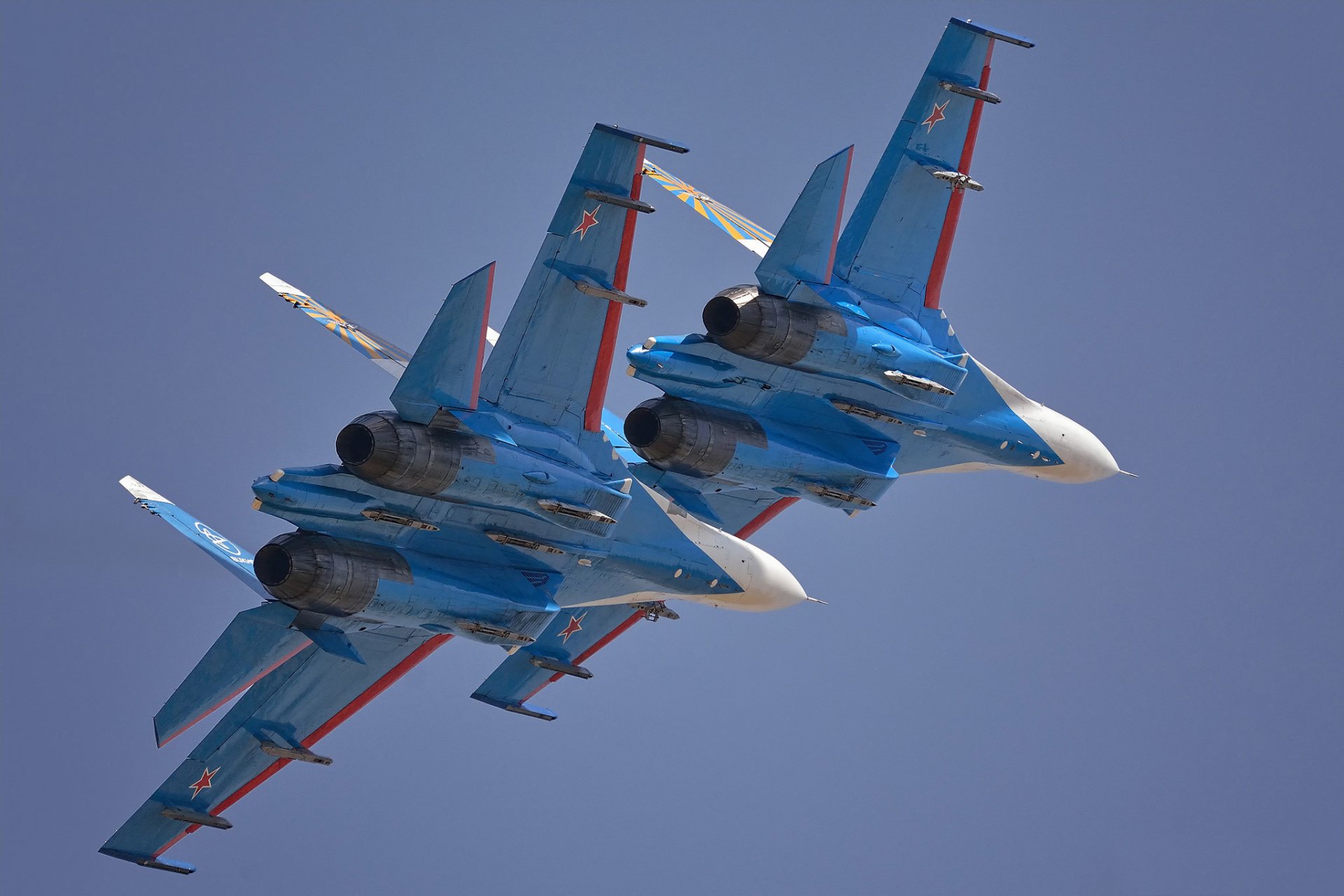 su-27 kampfjets paar