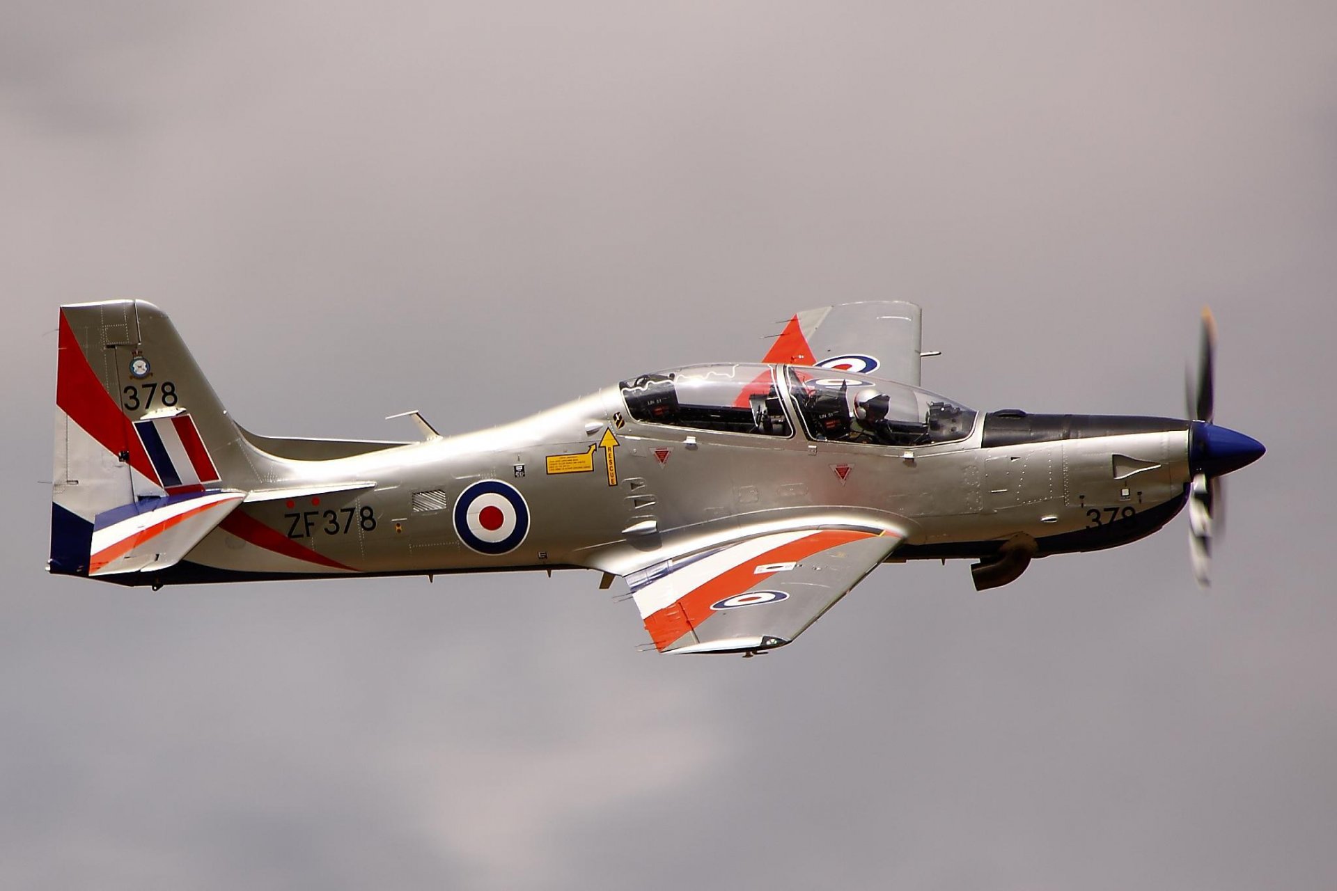 kurzer tucano t1 training flugzeug pilot