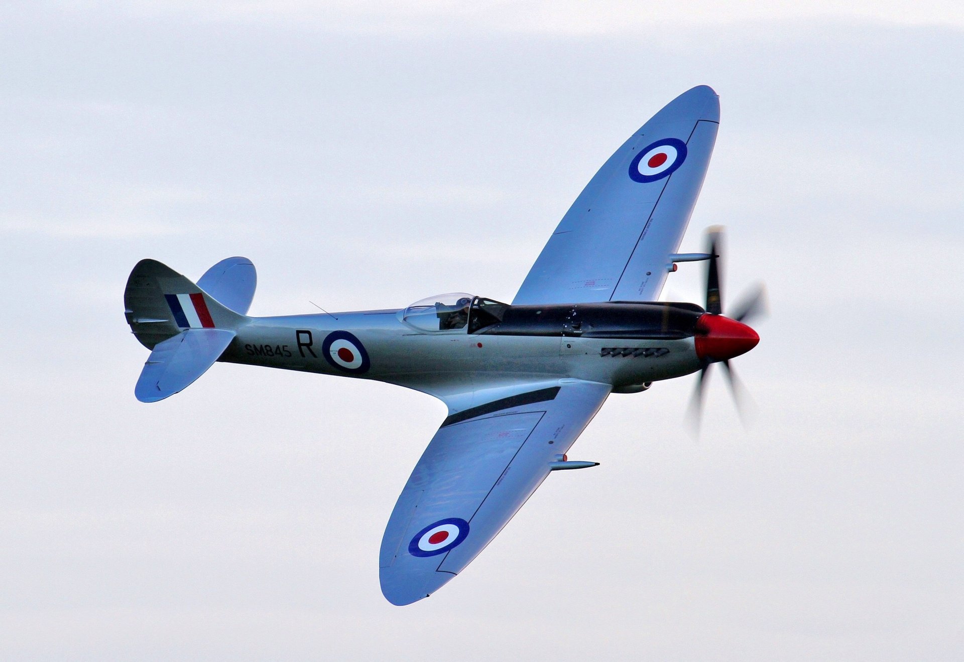 ciel avion spitfire fr.xviiie combattant britannique ww2