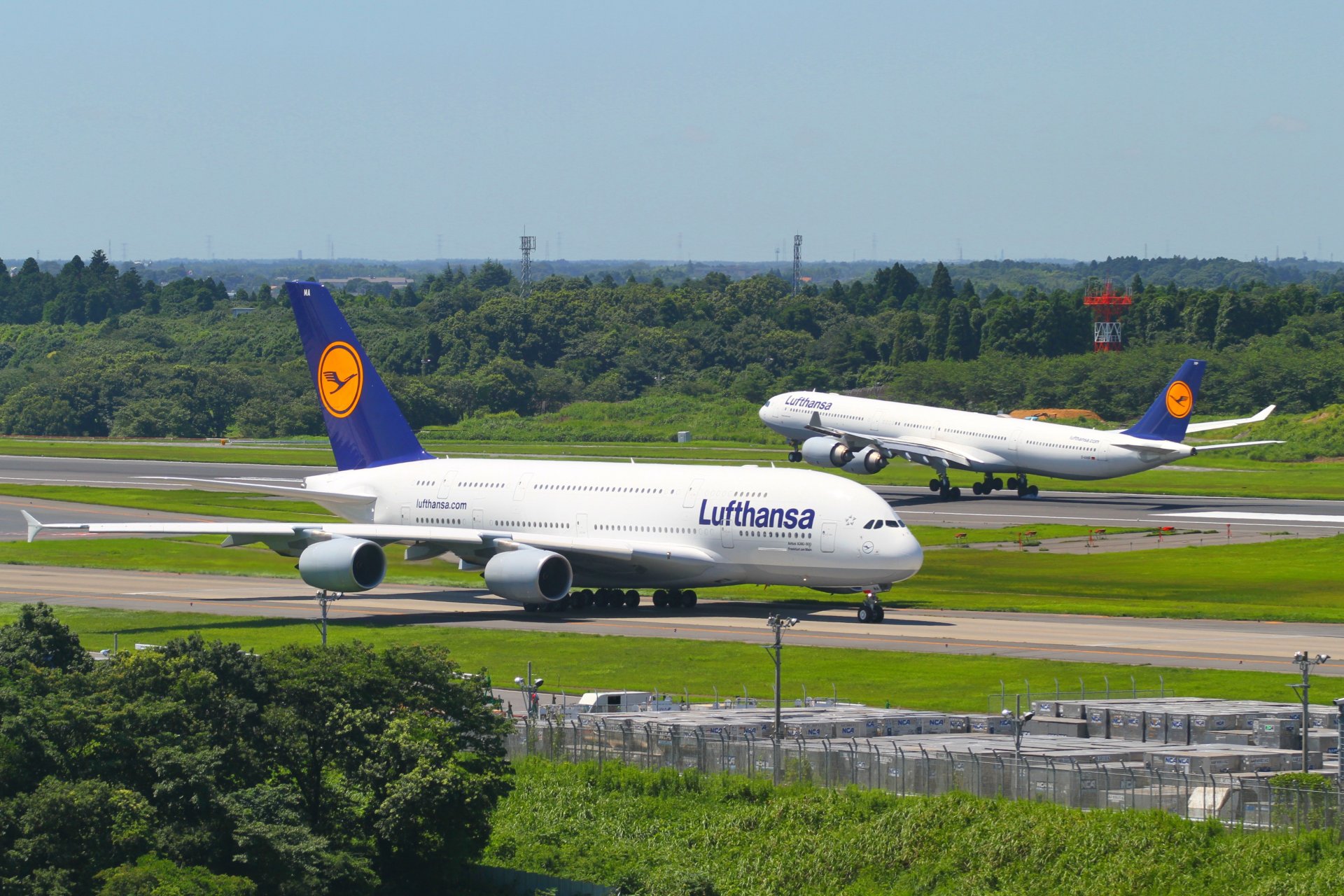 lufthansa a340 airbus a380 lufthansa aterrizaje rodaje aeropuerto alemania vuelo