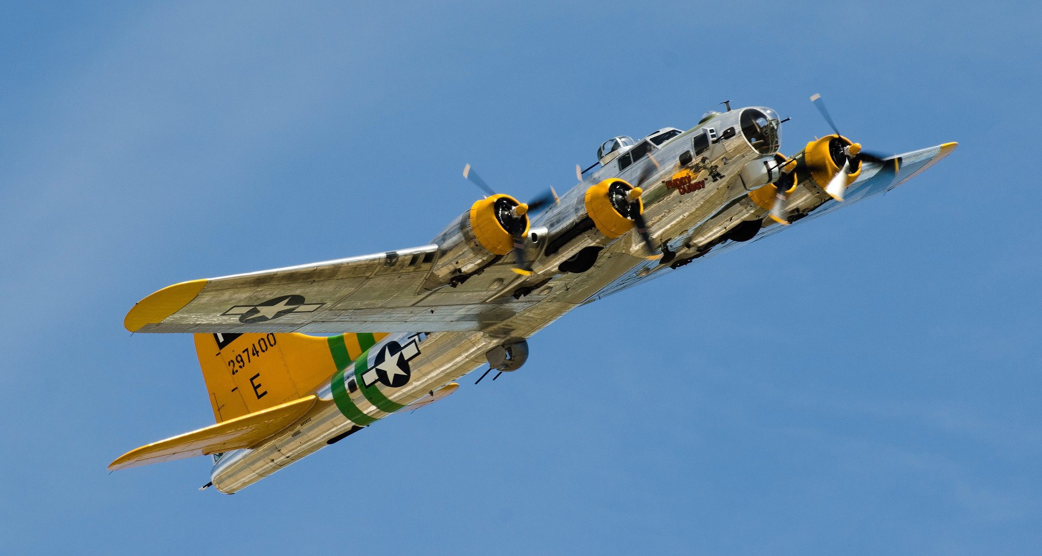 b-17 fliegende festung fliegende festung schwer viermotorig bomber