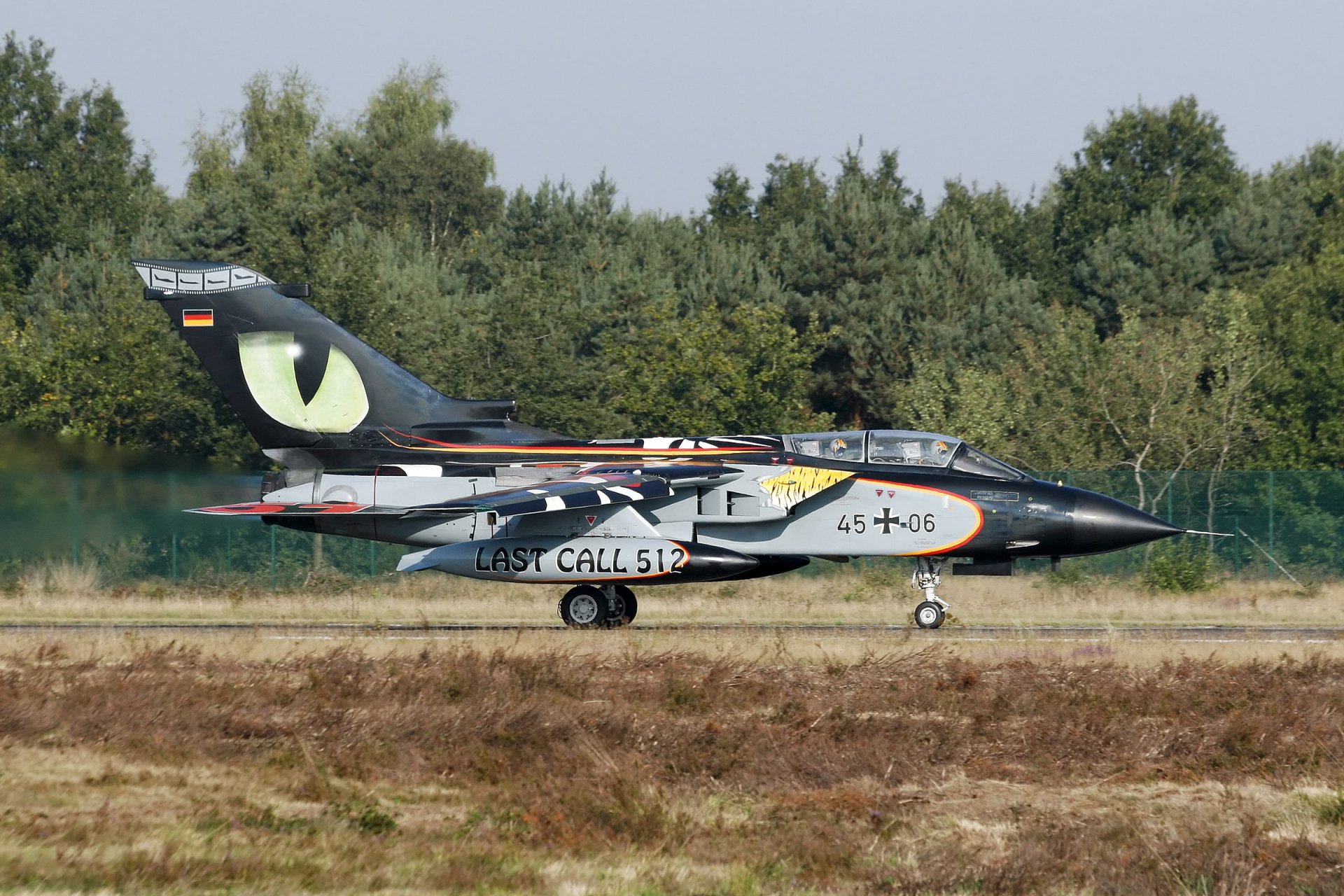 panavia tornado idc caccia bombardiere decollo aeroporto