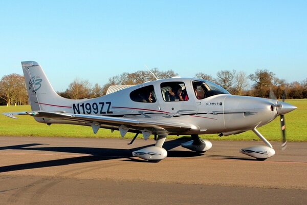 The American aircraft is very light and single-engine suitable for private use