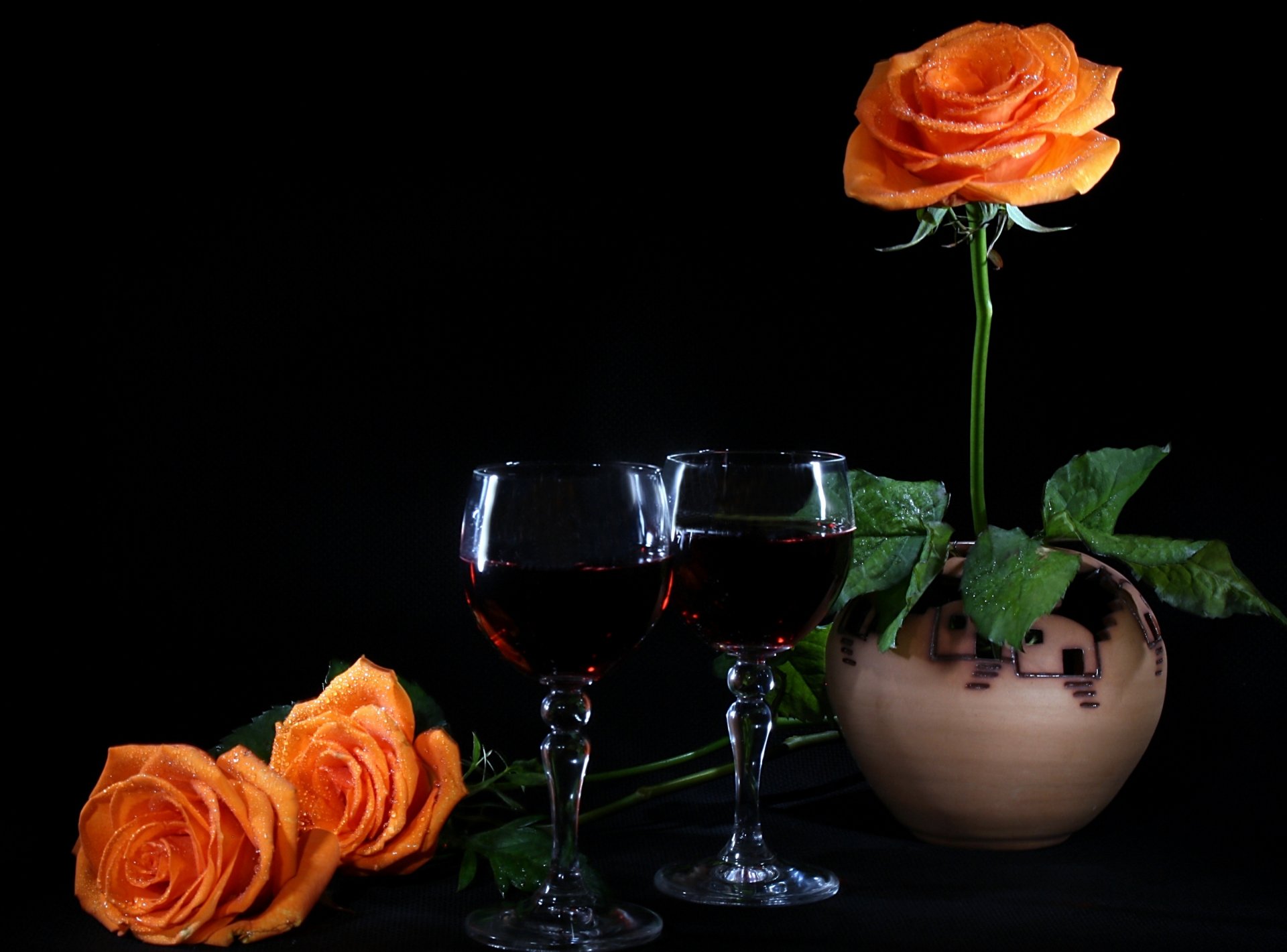 roses wine glasses mood