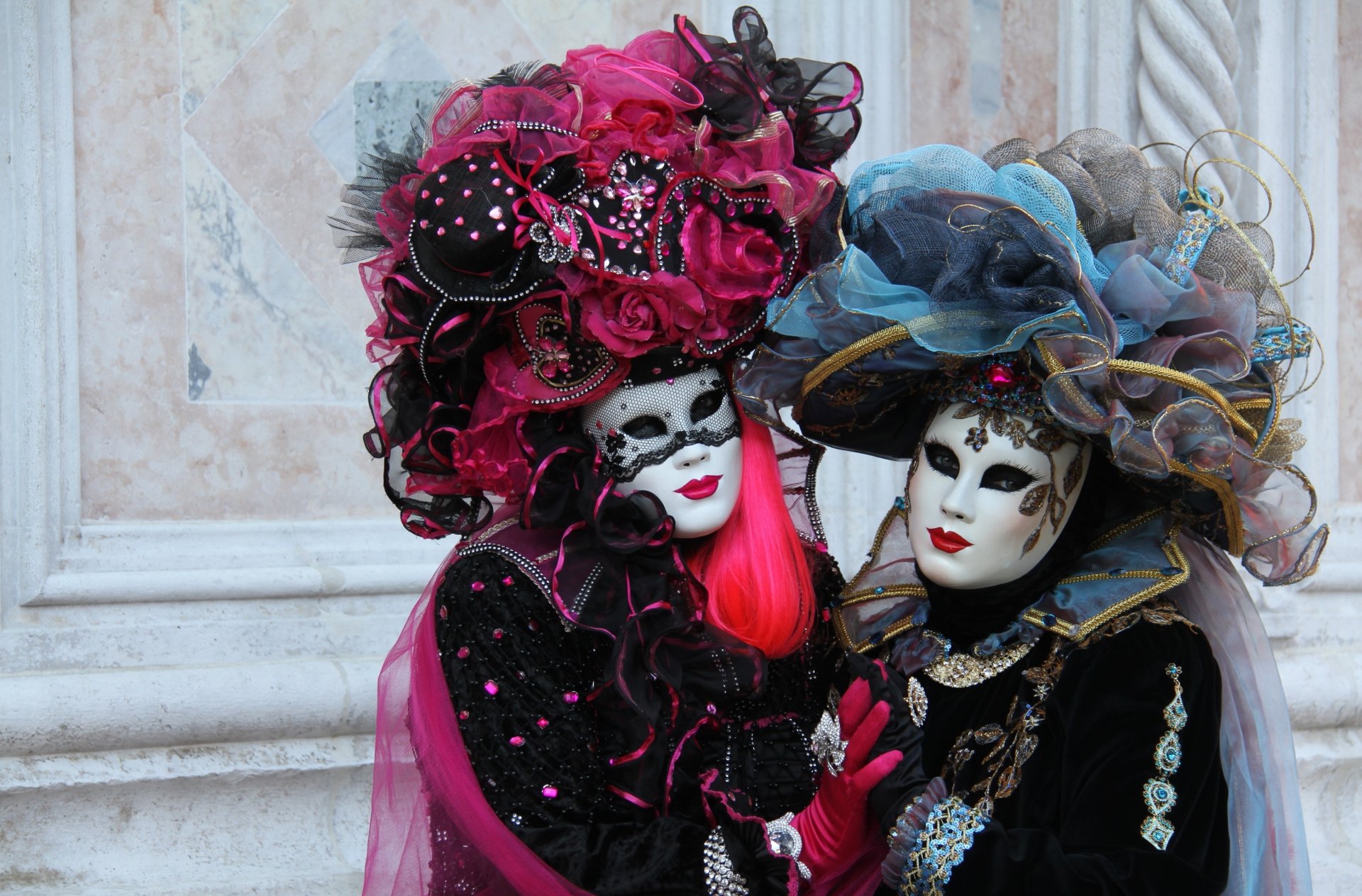 masks suits carnival venice