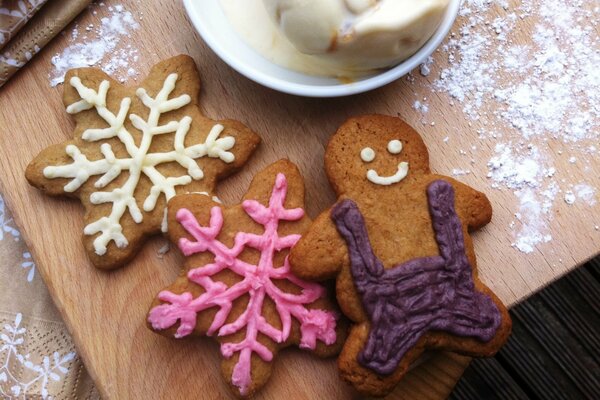 Préparer des biscuits pour la fête de Noël