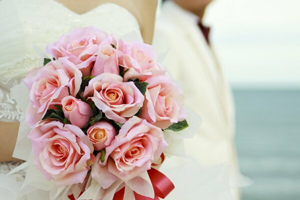 Delicate pink bouquet for a wedding