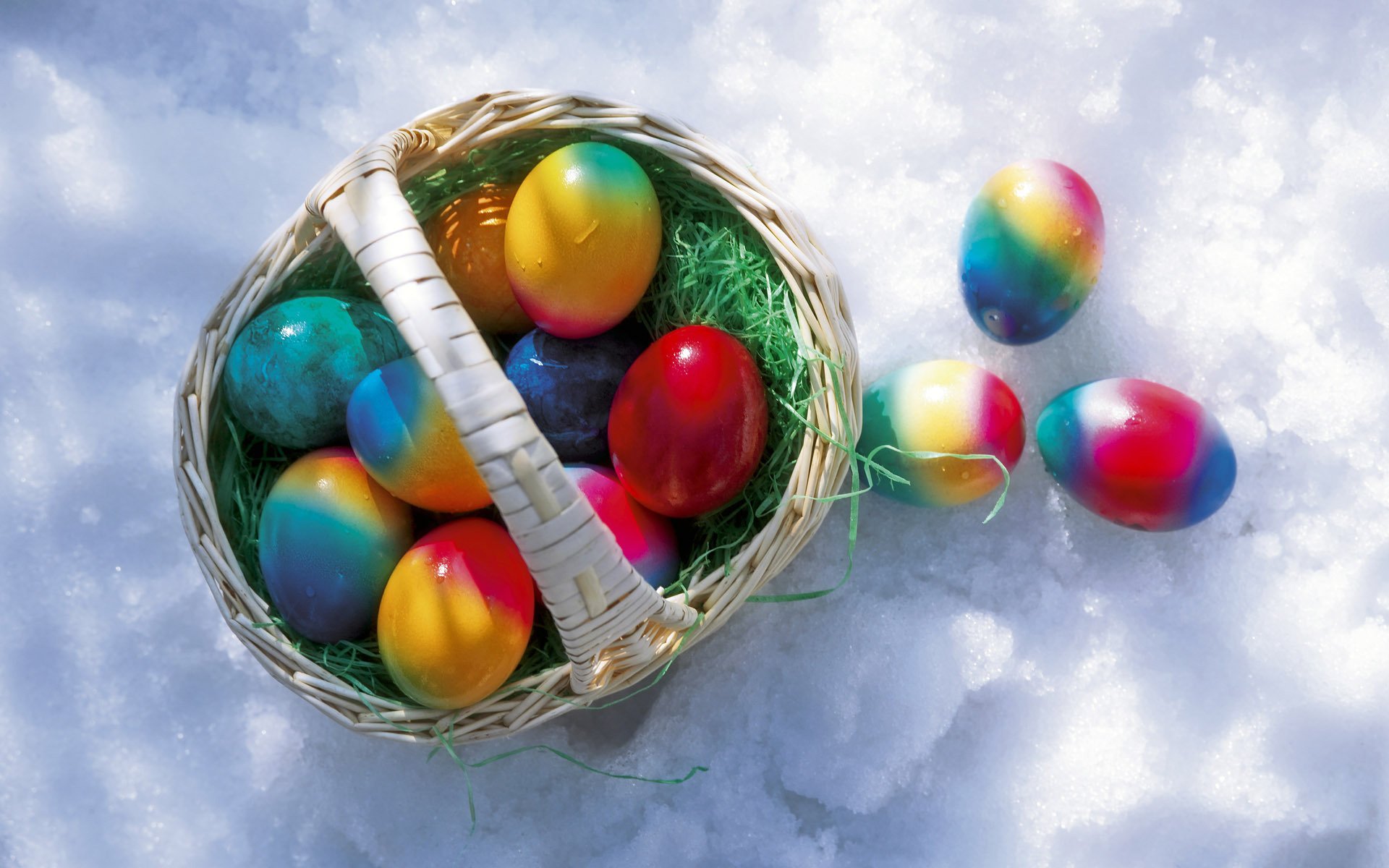 huevos de pascua cesta nieve manchas