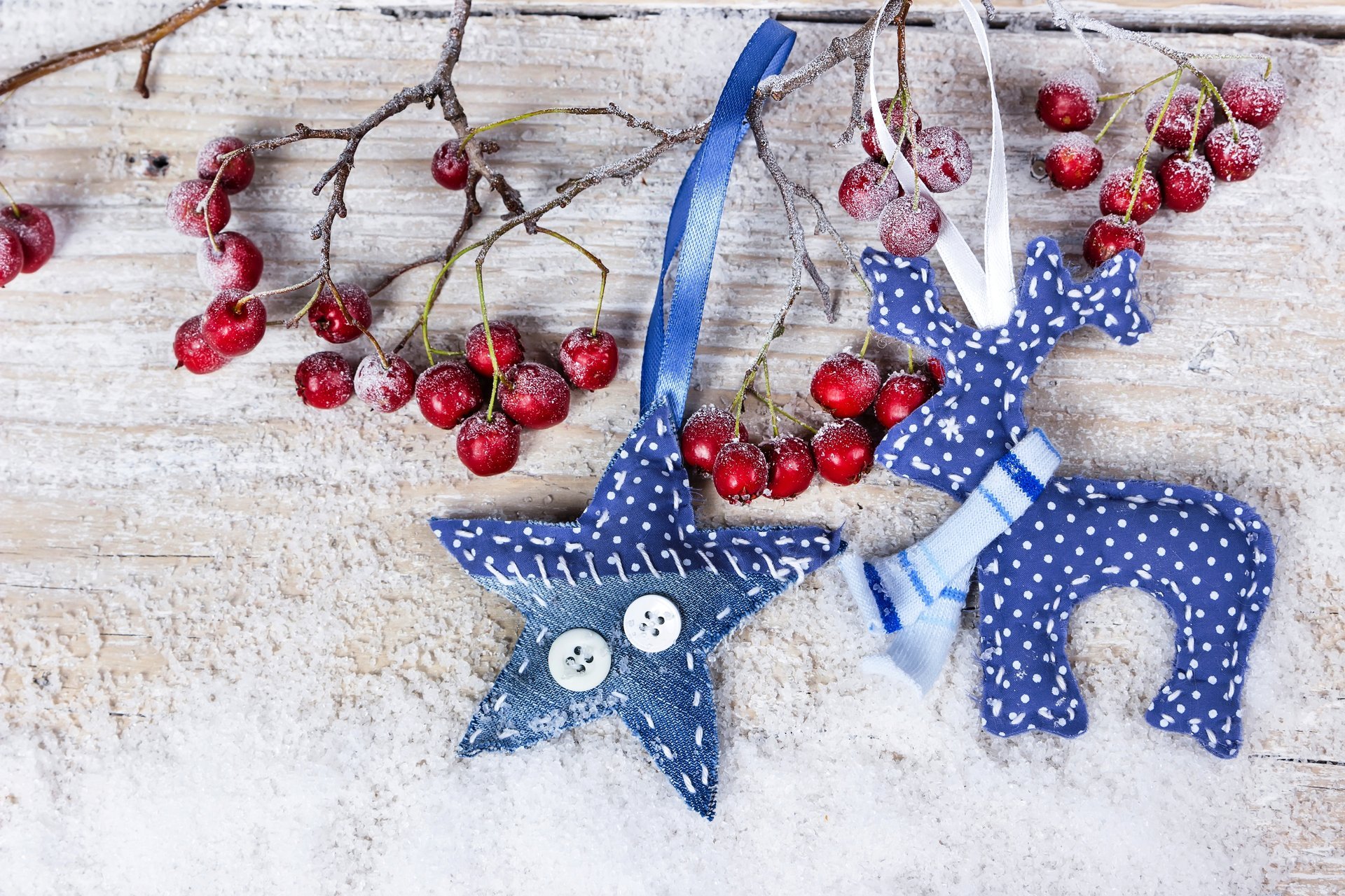 allegro natale decorazione albero bacche neve nuovo anno