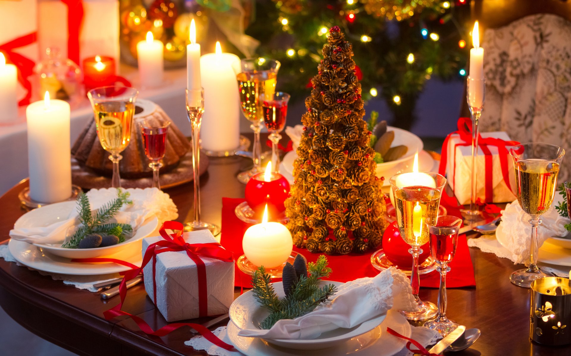 neujahr festlicher tisch geschenke champagner