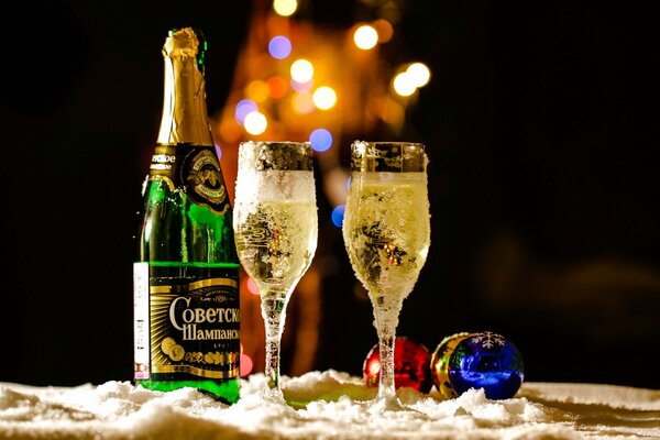 Silvester mit Champagner feiern