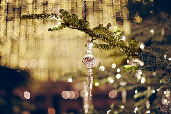 Jouet de Noël sur l arbre de Noël festif