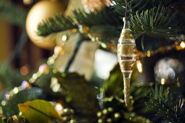 Christmas decorations on the Christmas tree