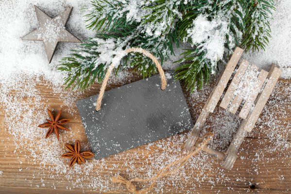 Arreglo de Navidad de nieve para la decoración