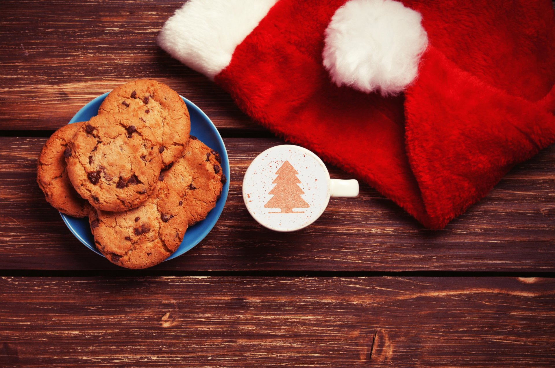 noël biscuits vacances chocolat au lait biscuits de noël arbre de noël cool pour le père noël bonne année joyeux noël arbre de noël joyeux noël lait au chocolat vacances