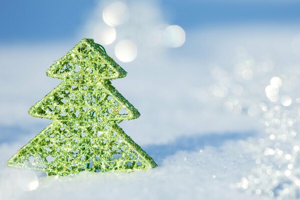 Jouet de Noël en hiver sur la neige