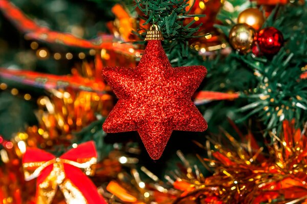 Six - pointed red Christmas star