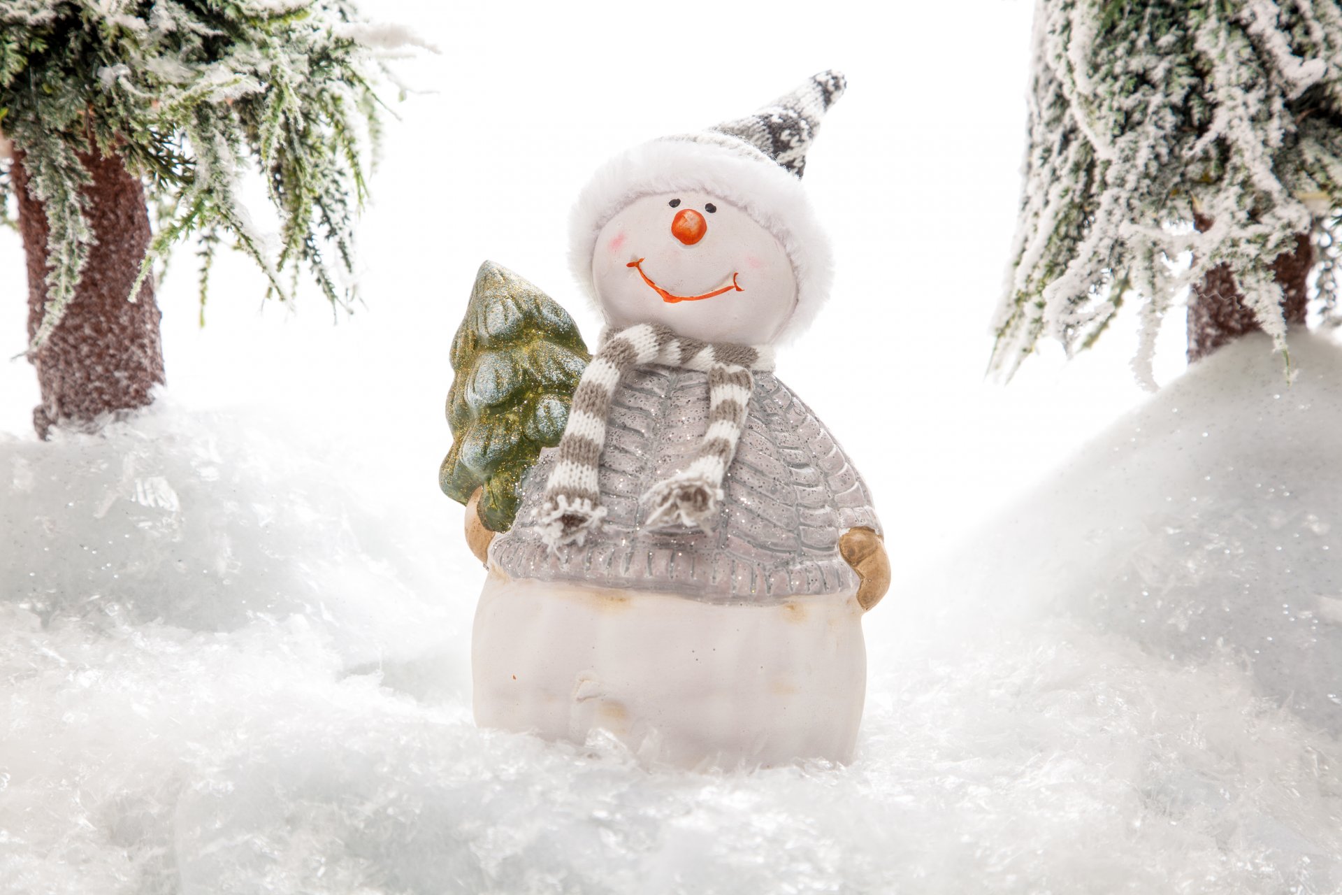 figurine bonhomme de neige neige bonnet écharpe