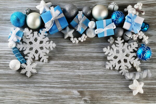 Flocons de neige, jouets, artisanat de vacances