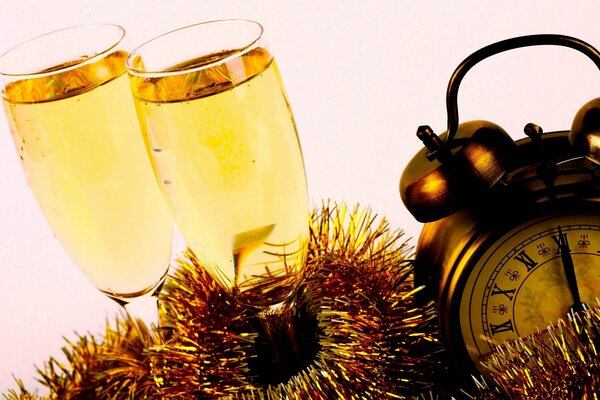 Bicchieri di champagne e Capodanno