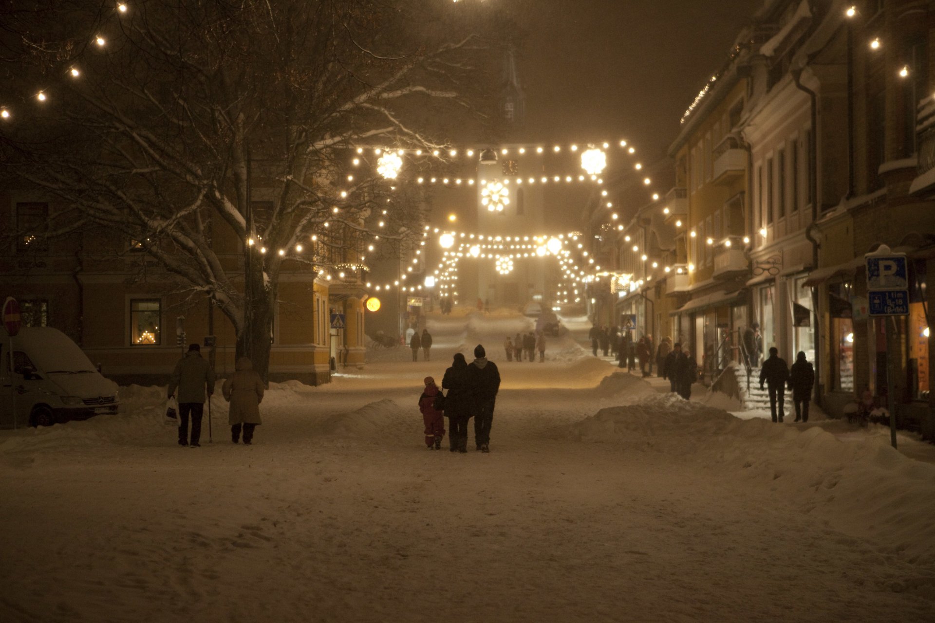 noël nouvel an rue neige hiver nuit guirlandes