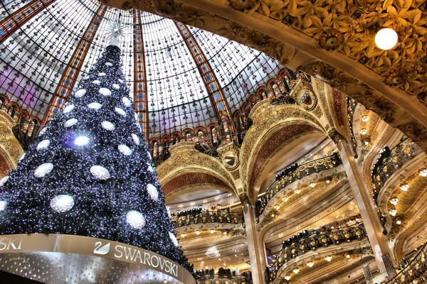 Elegant Christmas tree in France