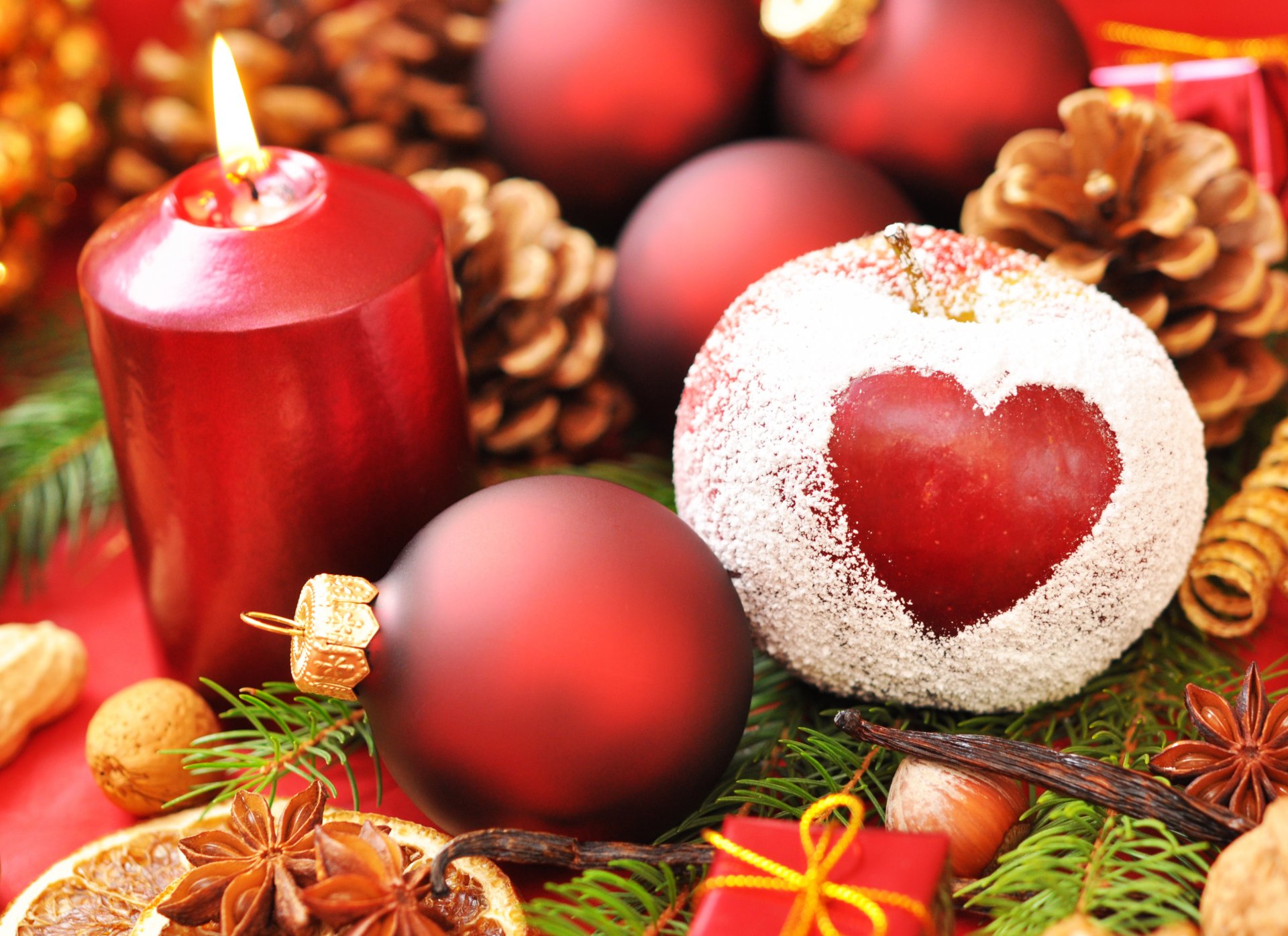 holiday heart new year christmas candle apple powder needles balls cone