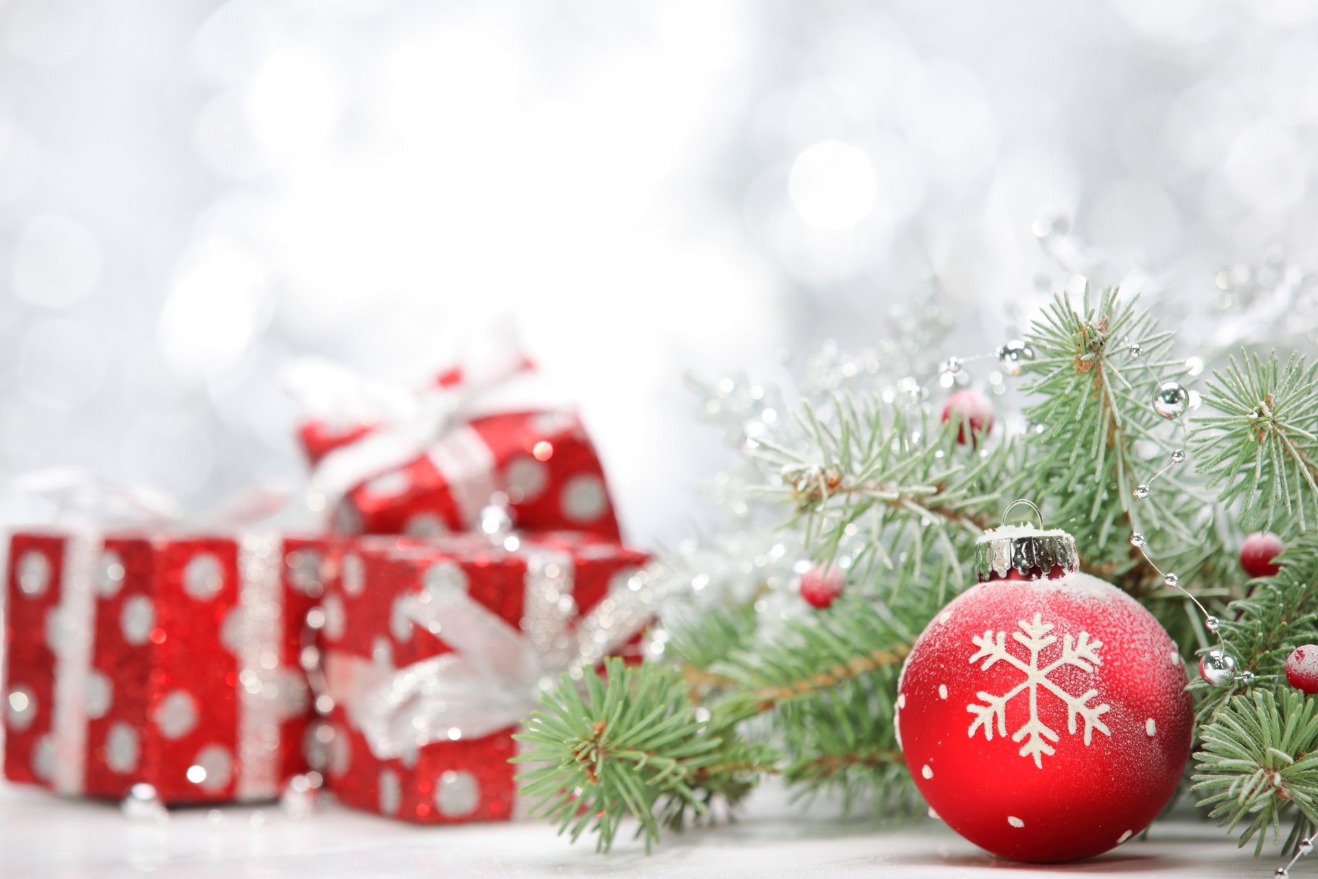 navidad año nuevo bola bola rojo copo de nieve regalos abeto rama árbol de navidad juguetes