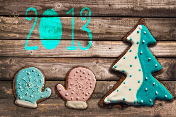 Süßes Jahr 2013 mit süßen Zuckerglasur-Lebkuchen
