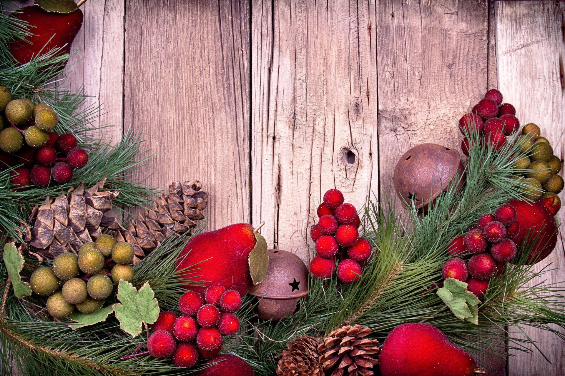 nouvel an noël pin branche pommes de pin poires planches