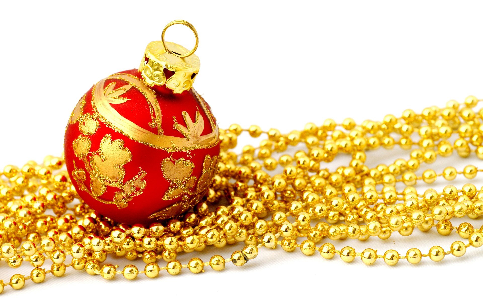 new year christmas holiday ball red ball christmas tree toys pattern beads gold white background