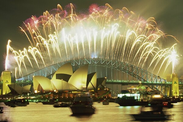 Fireworks over Sydney Opera House