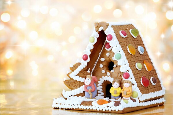 Gingerbread cake in the form of a house