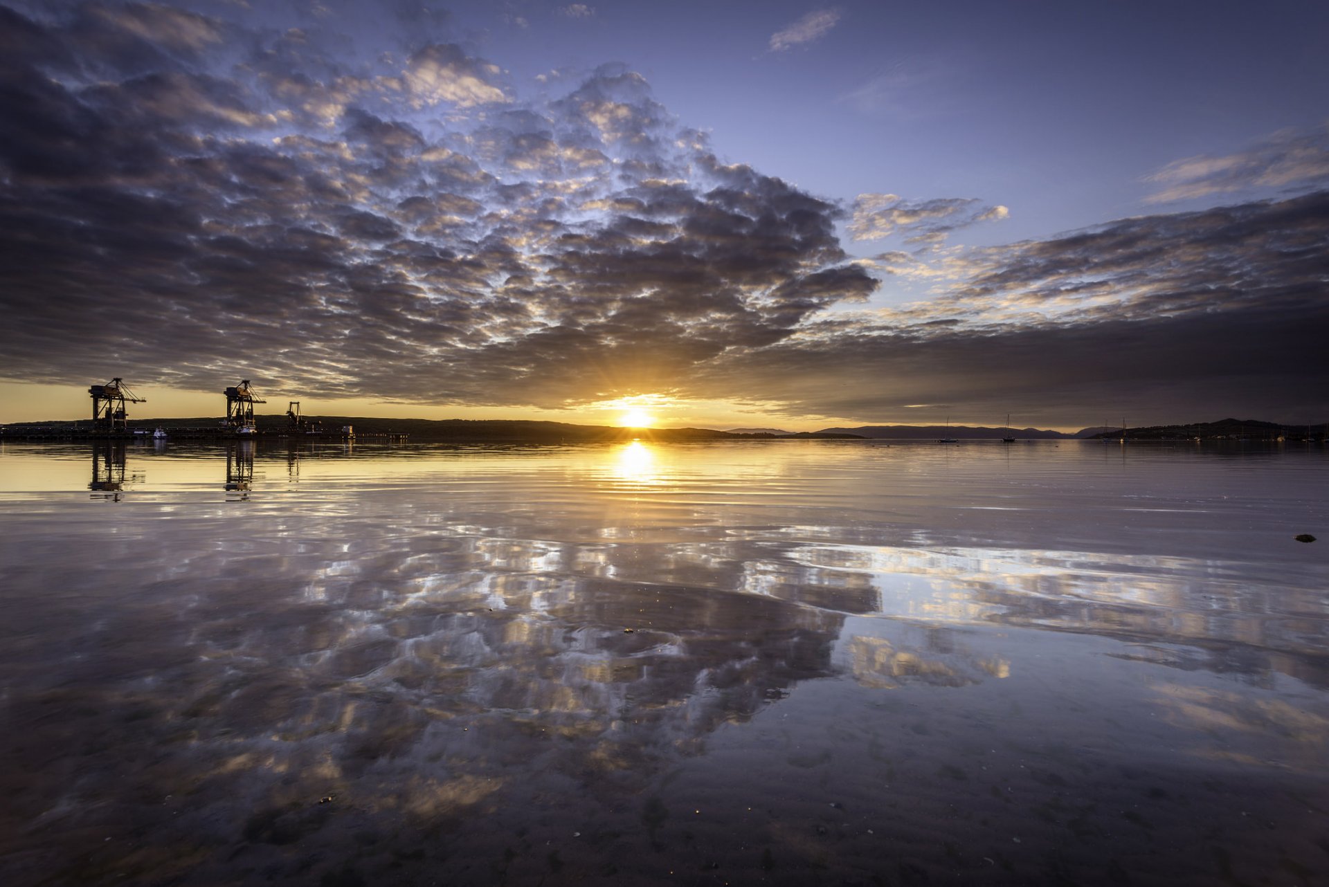 fairley écosse ayrshire coucher de soleil symétrie réflexion plage