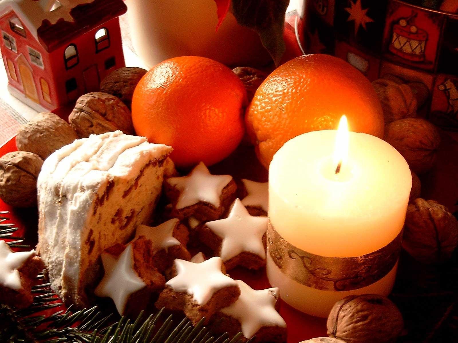 orange cookies candle