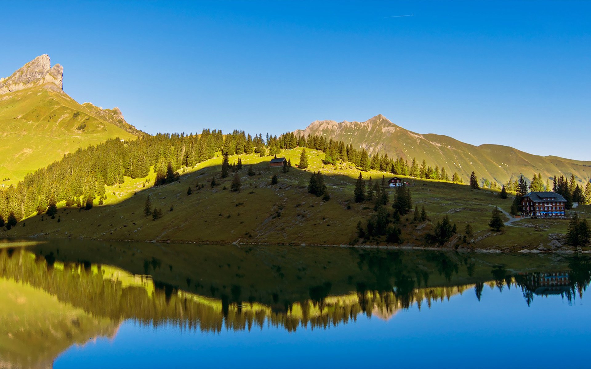 berge see bäume himmel haus