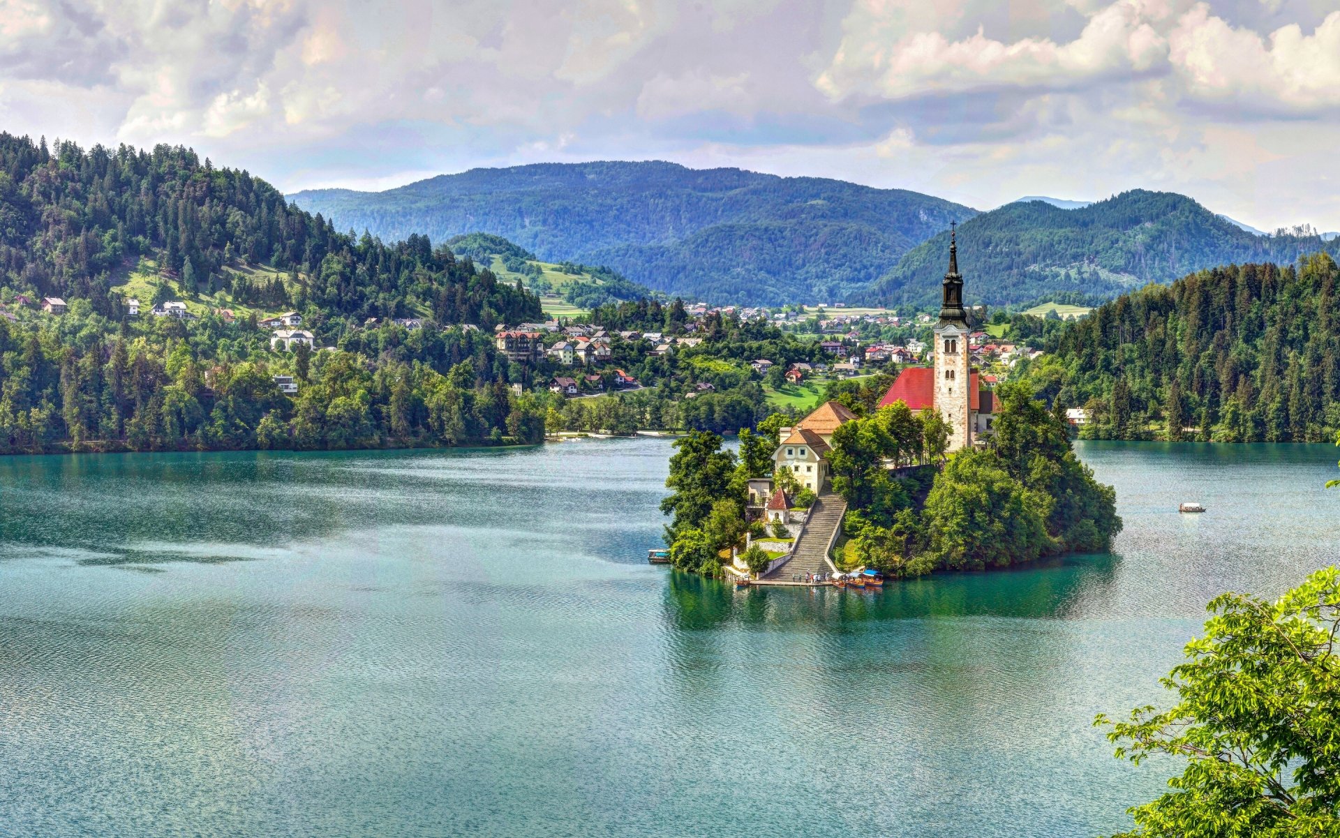 lago bled eslovenia lago bled iglesia mariina montañas isla lago iglesia