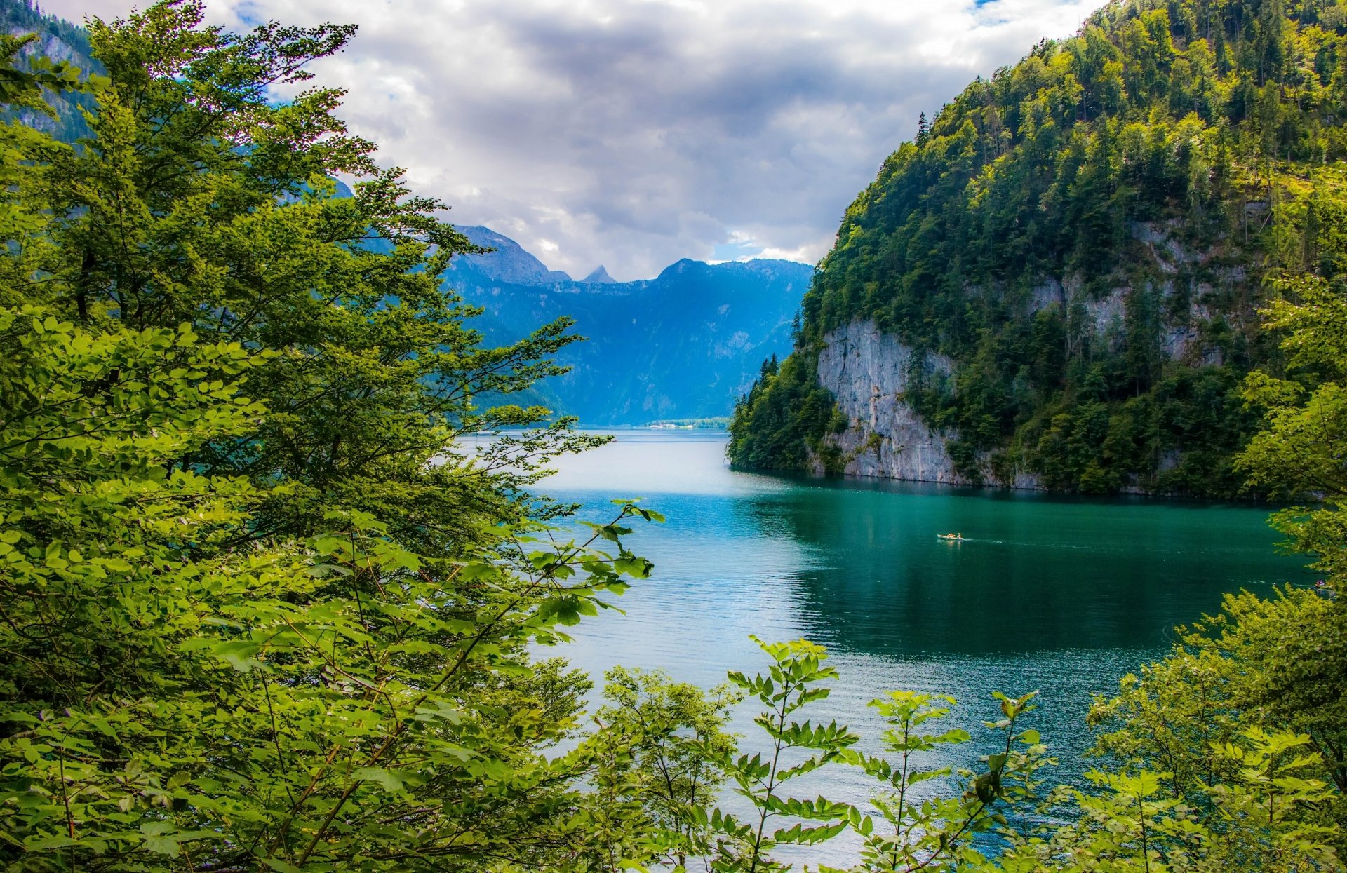 lac königssee alpes bavaroises bavière allemagne lac königssee lac montagnes arbres