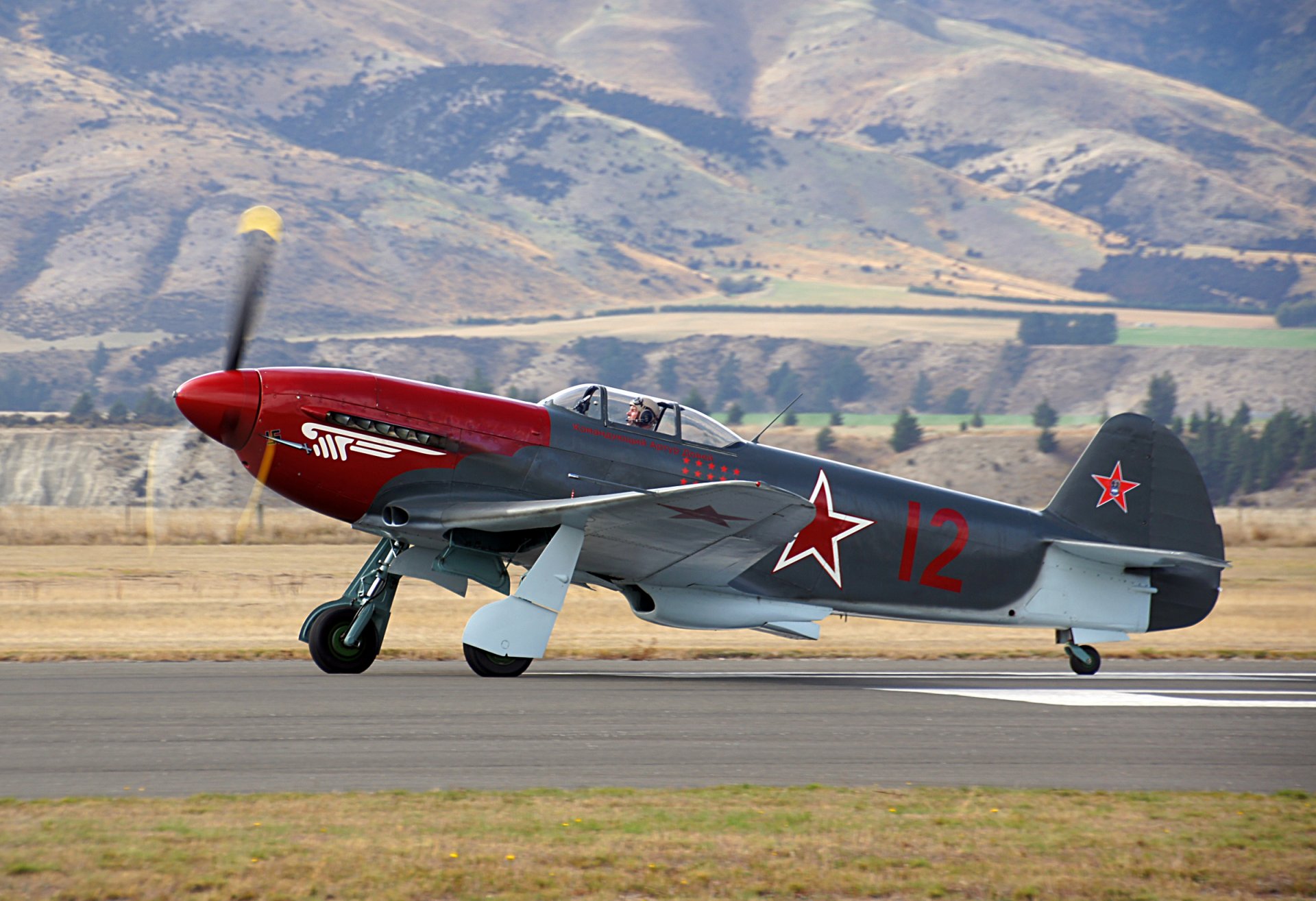 military historical club plane yak-3m yak-3ua single-engined fighter developer yakovlev soviet union second world war private collection retro