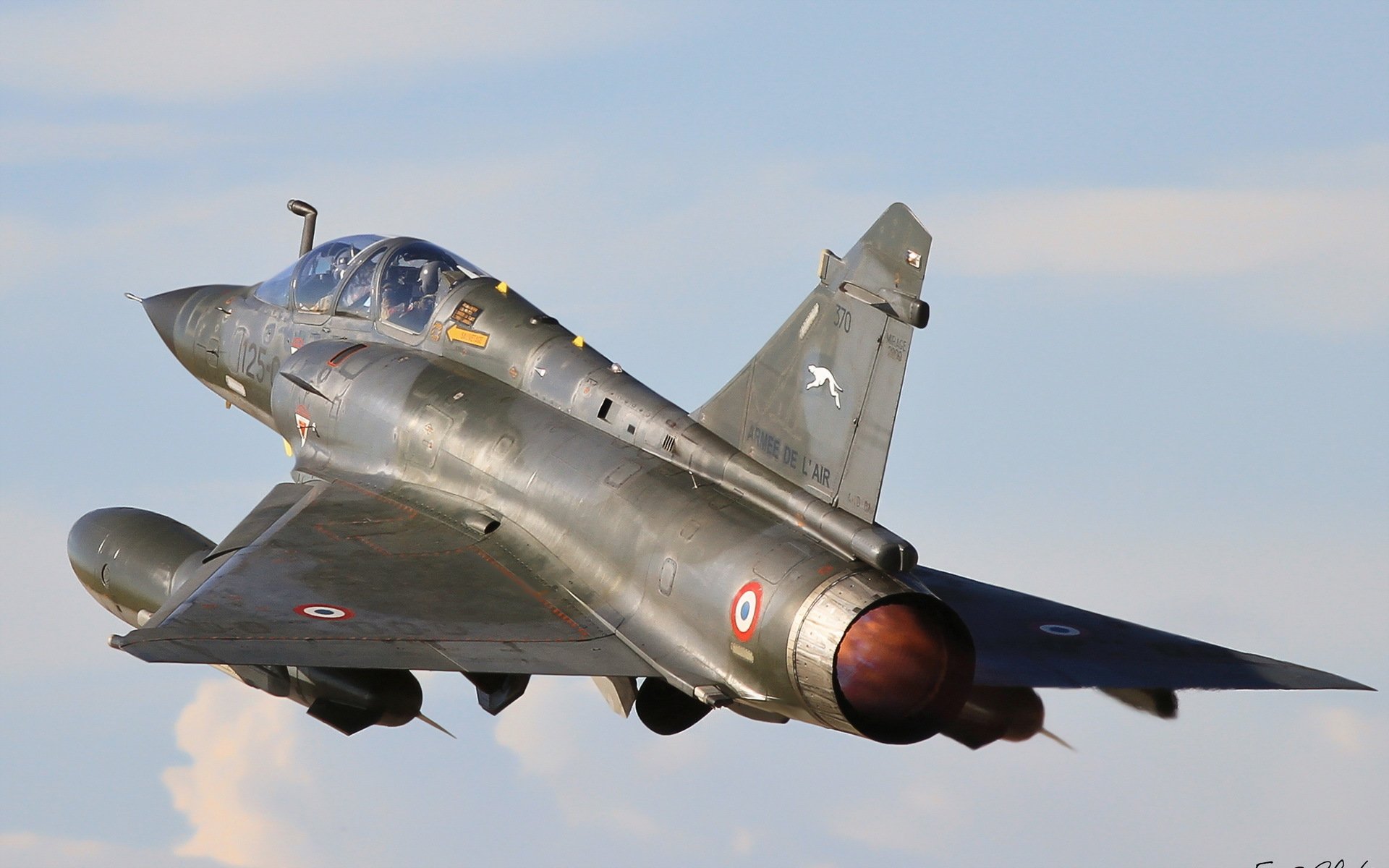 mirage 2000 avión armas