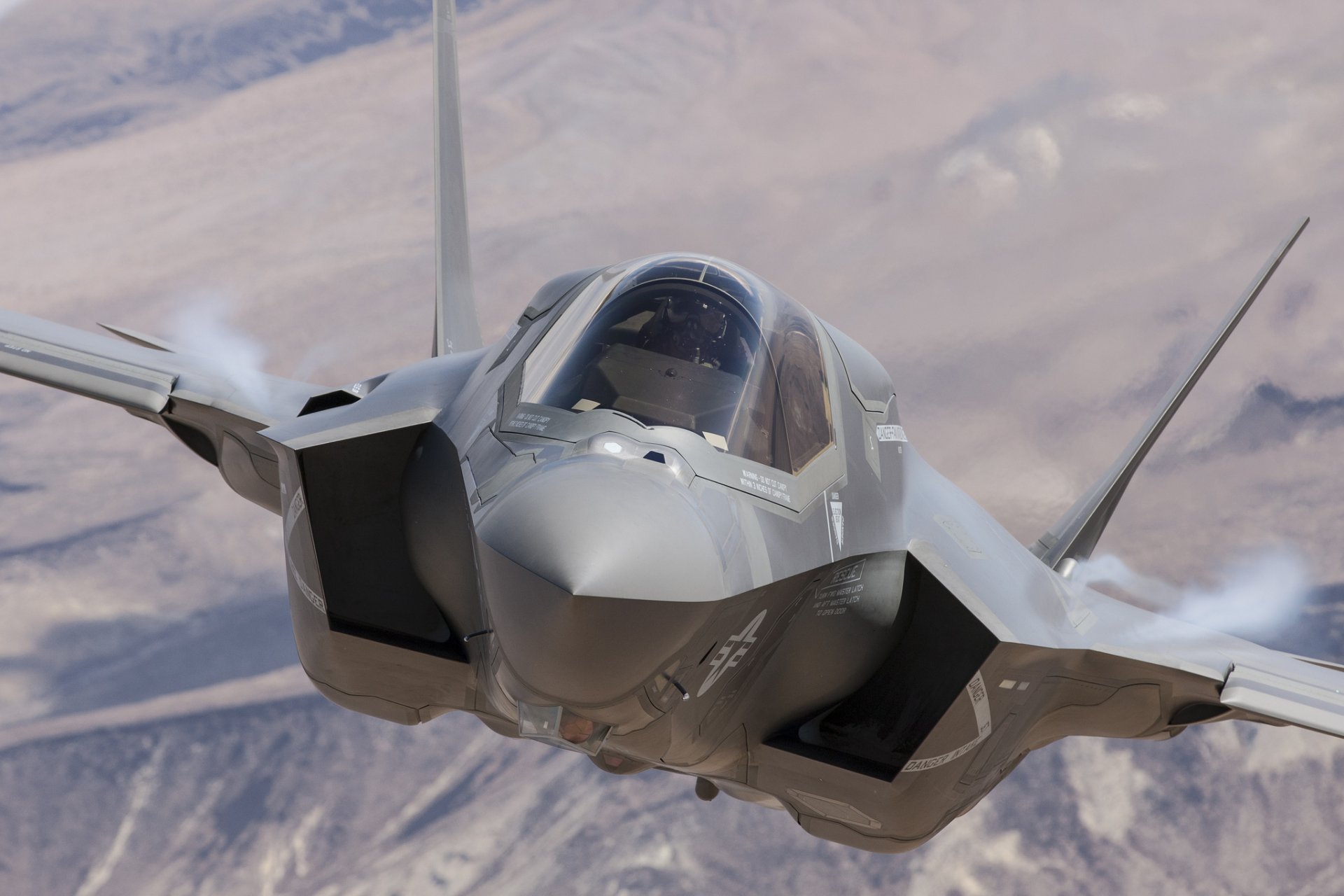 f-35b lockheed martin caza bombardero piloto