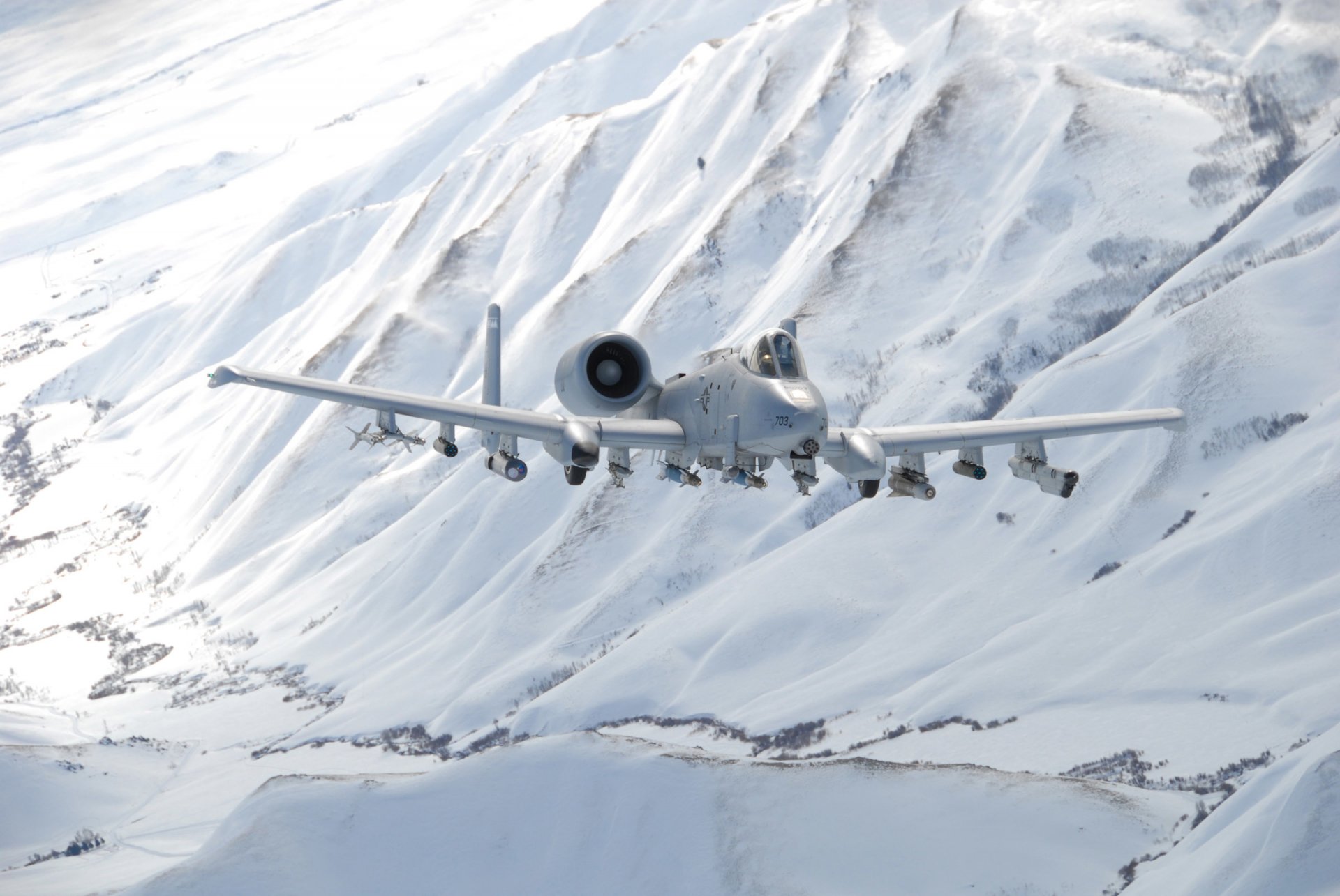 a-10 thunderbolt ii thunderbolt ii attack flight mountain snow