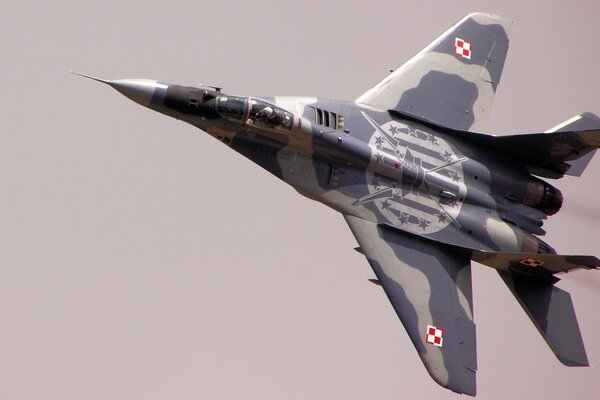 Footage of the new Russian MiG 29 fighter