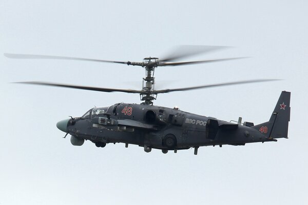 Helicóptero de ataque ruso Ka - 52 Alligator